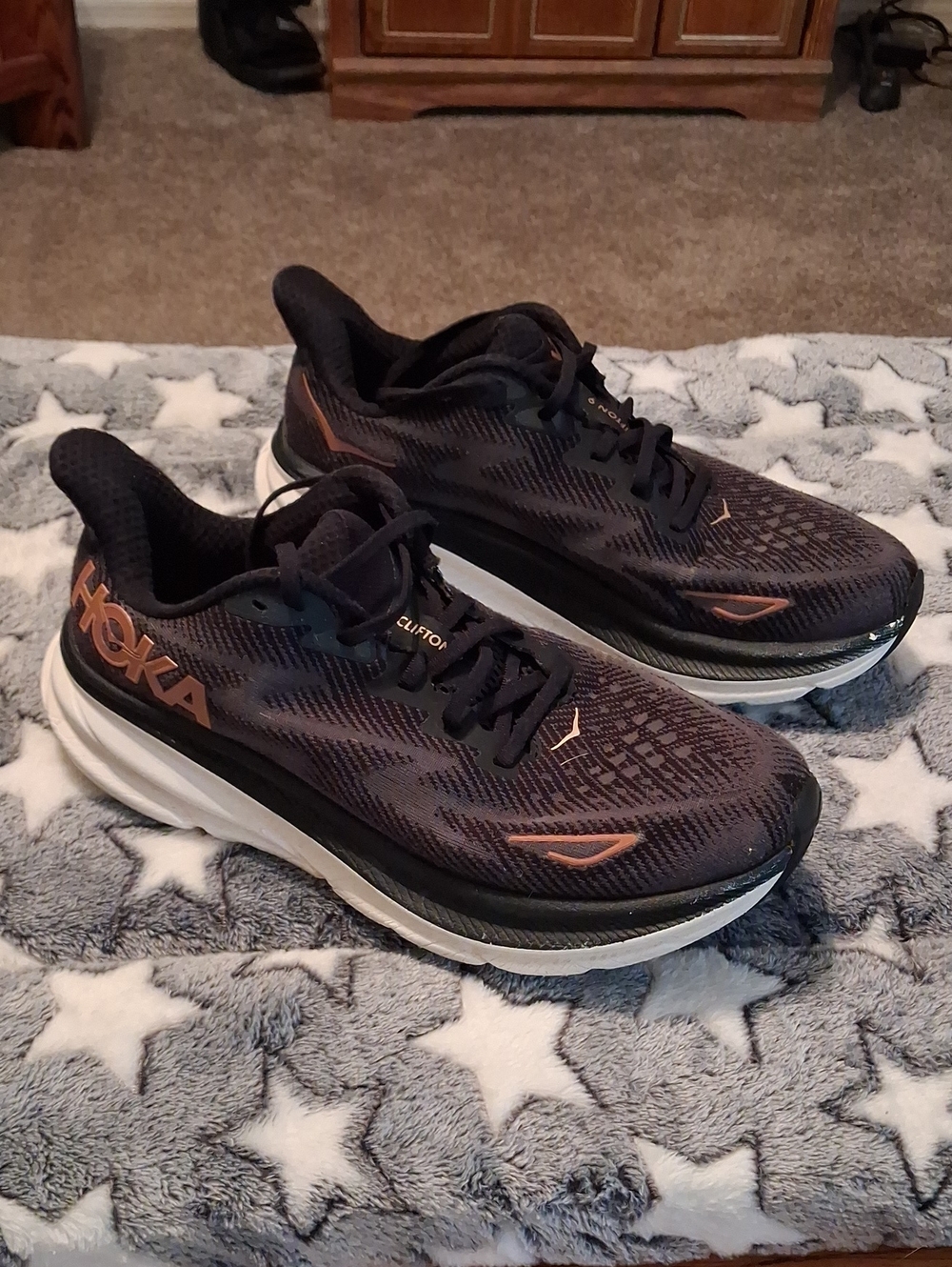 Hoka Men's Athletic Running Shoes - Black with Copper Accents Size 10